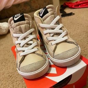 6C Nike blazers with box